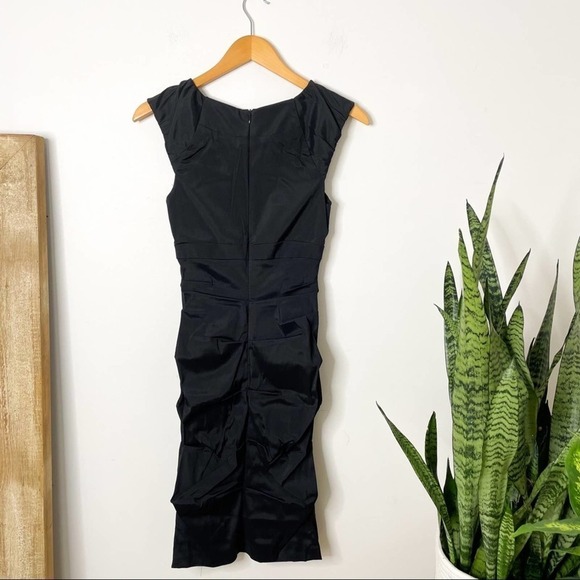 Cache black ruched keyhole cocktail dress size 2 - Picture 5 of 5